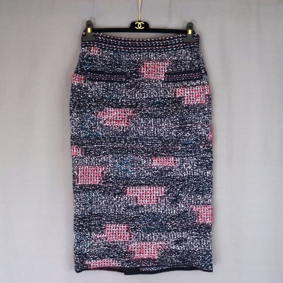 CHANEL Skirt Size 40 Wool Cashmere Plaid Tweed 15B - Picture 1 of 16